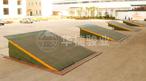 装卸货物登车桥类型有哪些？